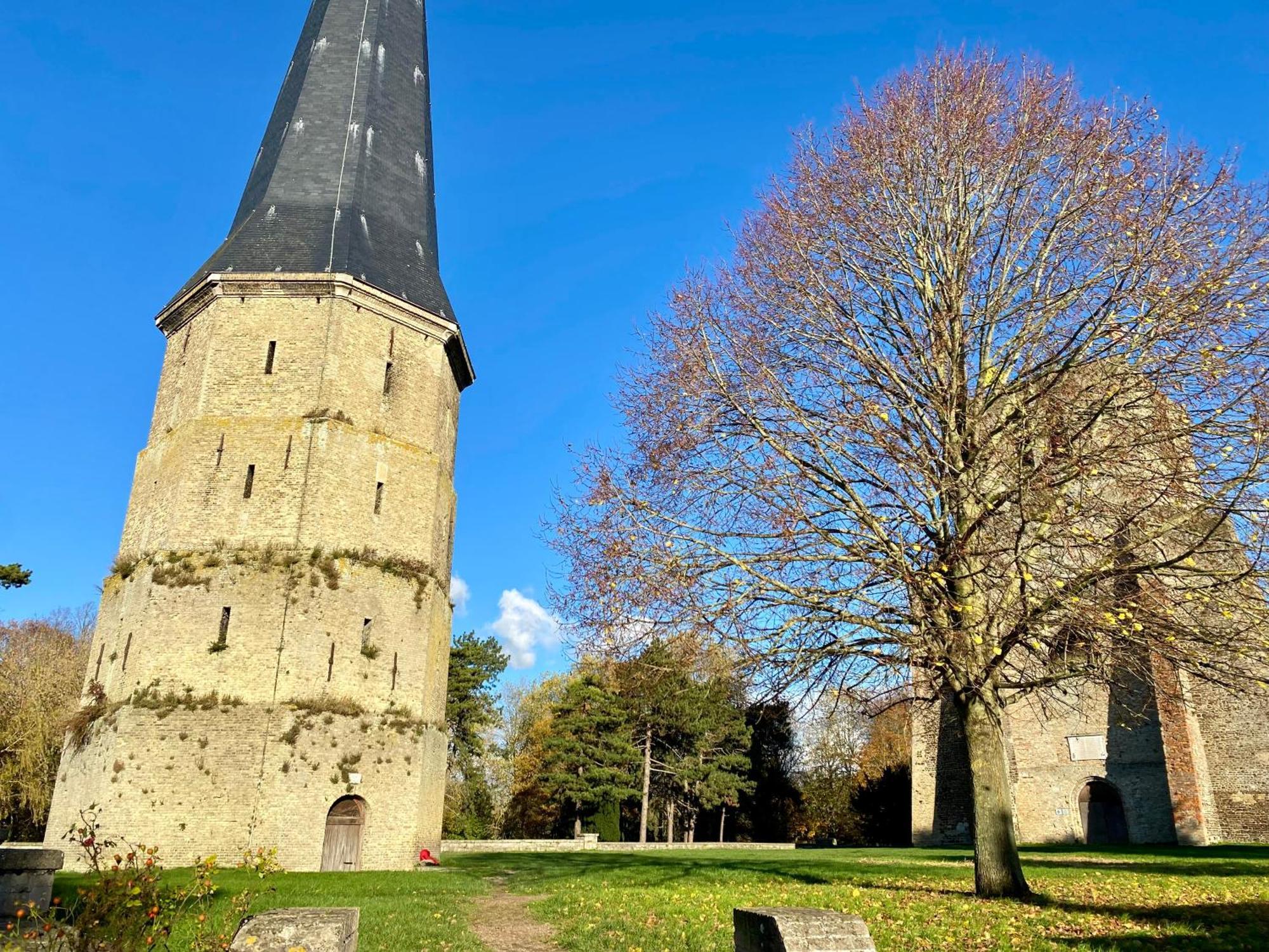 Gite De La Tour Carree Bergues Dış mekan fotoğraf